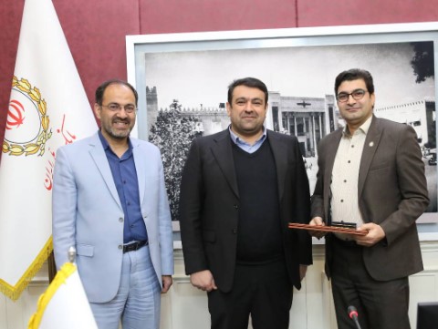 آموزش نیروی انسانی، مولفه موثر بر موفقیت بانک