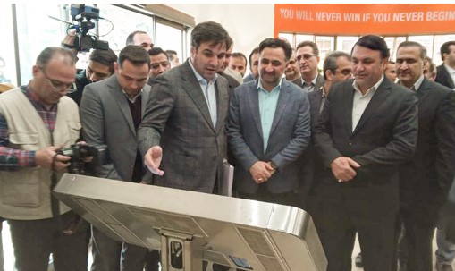 با حضور معاون علمی و فناوری رئیس جمهور و مدیرعامل بانک سپه نخستین کارخانه هوشمندسازی و نوآوری کشور افتتاح شد