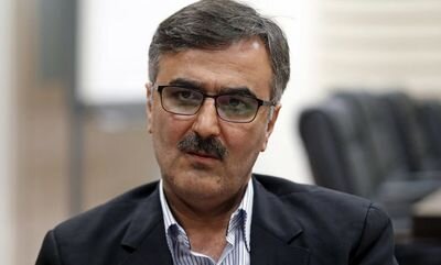 رئیس‌کل بانک مرکزی: بازار مبادله ارزی بهمن ماه افتتاح می‌شود