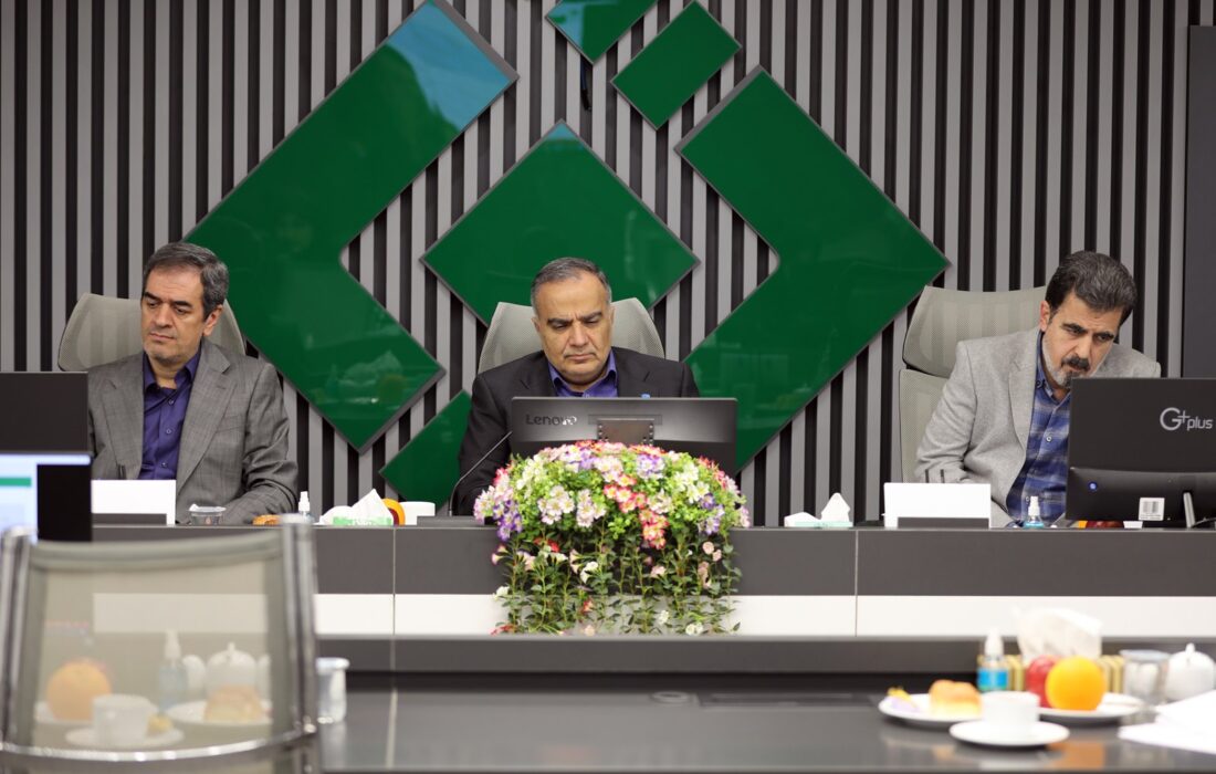 رئیس کل بیمه مرکزی در جلسه هیات امنای پژوهشکده بیمه ضرورت تحکیم جایگاه پژوهشکده بیمه به عنوان اتاق فکر صنعت بیمه