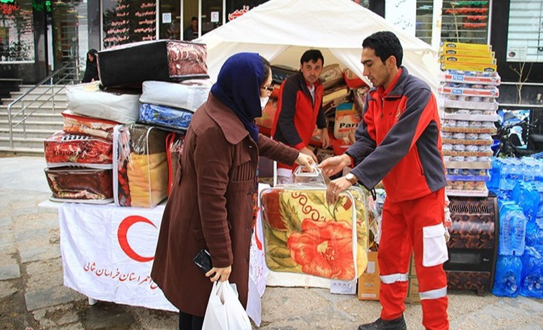 کمک یک میلیارد و 200 میلیون تومانی مردم به زلزله‌زدگان خوی