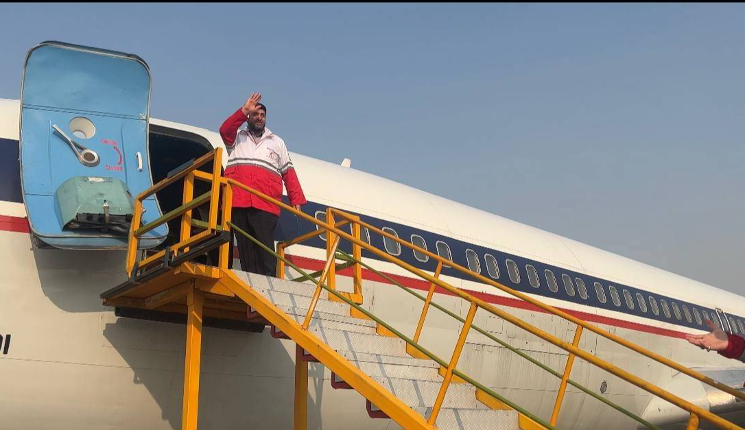 با هدف بازدید از روند امدادرسانی و حضور در کنار امدادگران در مناطق زلزله‌زده؛ رئیس جمعیت هلال‌احمر ایران عازم کشور ترکیه شد