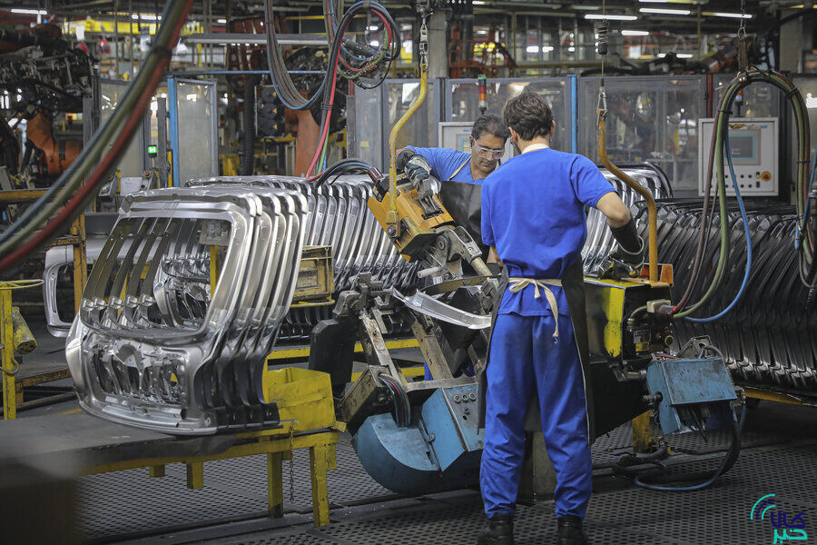 کارشناس بازار سرمایه مطرح کرد: کمک به تنگنای مالی تولید با انتشار اوراق سلف موازی در بورس کالا