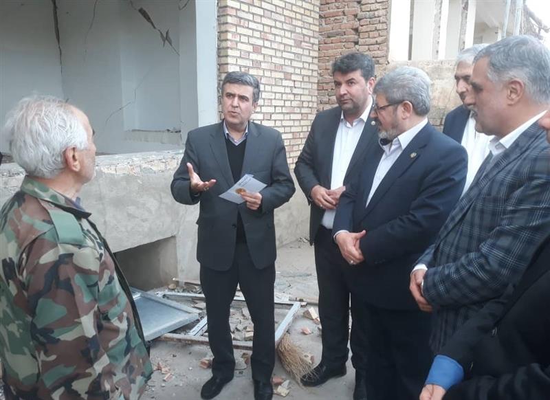 قائم‌مقام رئیس کل بیمه مرکزی و هیات همراه در بازدید از مناطق زلزله‌زده شهرستان خوی: صنعت بیمه موضوع کاهش آلام حادثه‌دیدگان را تا پایان دنبال خواهد کرد