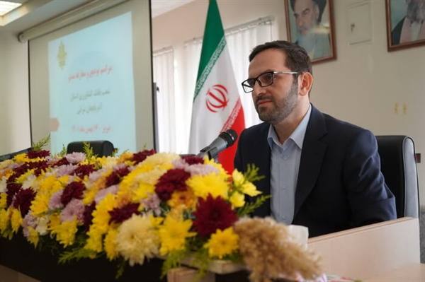 رئیس هیات مدیره بانک کشاورزی تاکید کرد: اهمیت پرداخت تسهیلات خُرد برای حمایت از کشاورزان و روستائیان