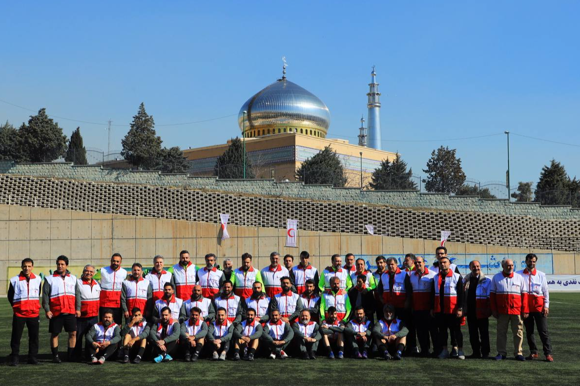 برگزاری مسابقه فوتبال میان ستارگان هنر و ورزش به نفع زلزله‌زدگان خوی/ دکتر کولیوند: مردم خوی را تنها نمی‌گذاریم