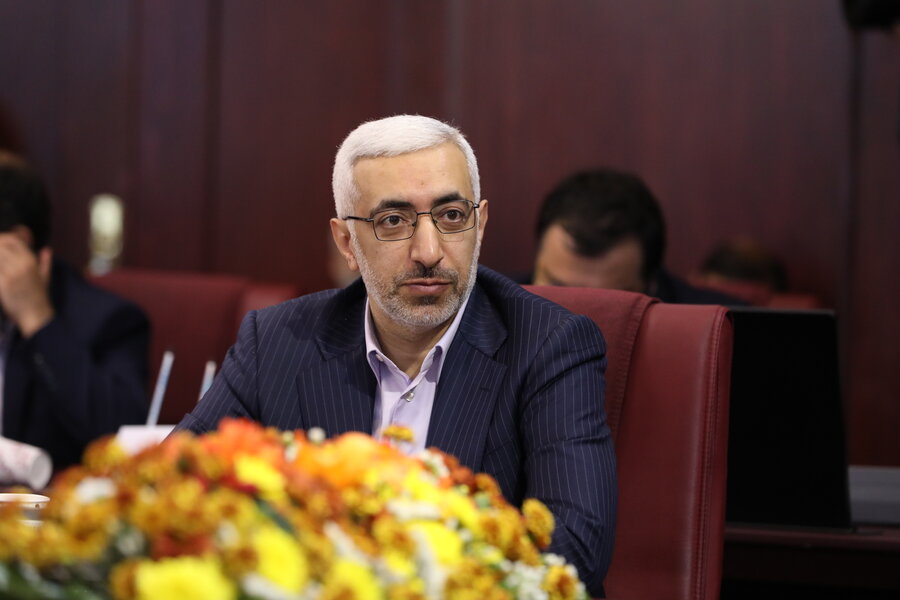 رئیس سازمان بورس: کاهش نرخ ارز در بازار غیررسمی تاثیر چندانی بر بازار سرمایه ندارد سودآوری شرکت‌های بورسی افزایش پیدا کرده است