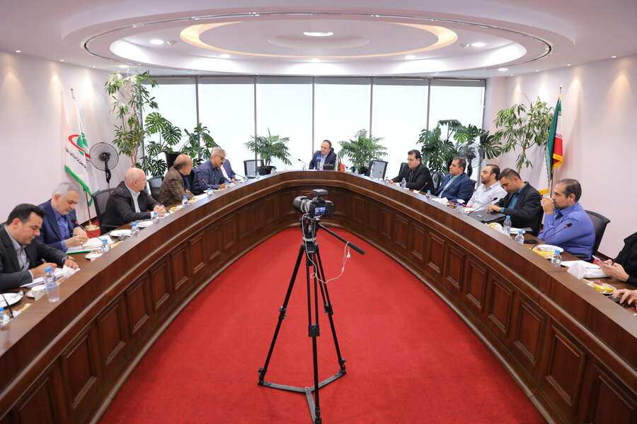 در میز صنعت «متانول» مطرح شد (جلسه چهاردهم)؛ نرخ خوراک، اصلی‌ترین چالش صنعت متانول