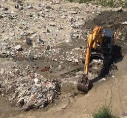 شهردار منطقه ۲۲ خبر داد: اتمام کامل عملیات لایروبی و پاکسازی آبهای سطحی در محدوده منطقه۲۲ تا پایان تابستان
