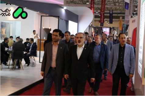 حضور مدیرعامل و اعضای هیات مدیره بانک صنعت و معدن در دهمین نمایشگاه بین‌المللی بورس، بانک و بیمه و بازدید از غرفه های مختلف/ تامین مالی شرکت های دانش بنیان یکی از مهمترین اولویت های این بانک