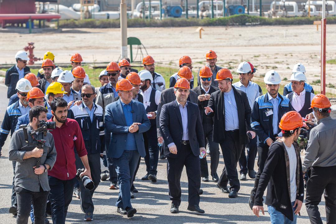 بازدید مدیرعامل تاپیکو از مجتمع های پتروشیمی واقع در آبادان و ماهشهر