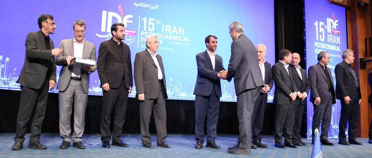 حضور مدیران ارشد صنعت پتروشیمی و نمایندگان مجلس در غرفه «بوعلی»