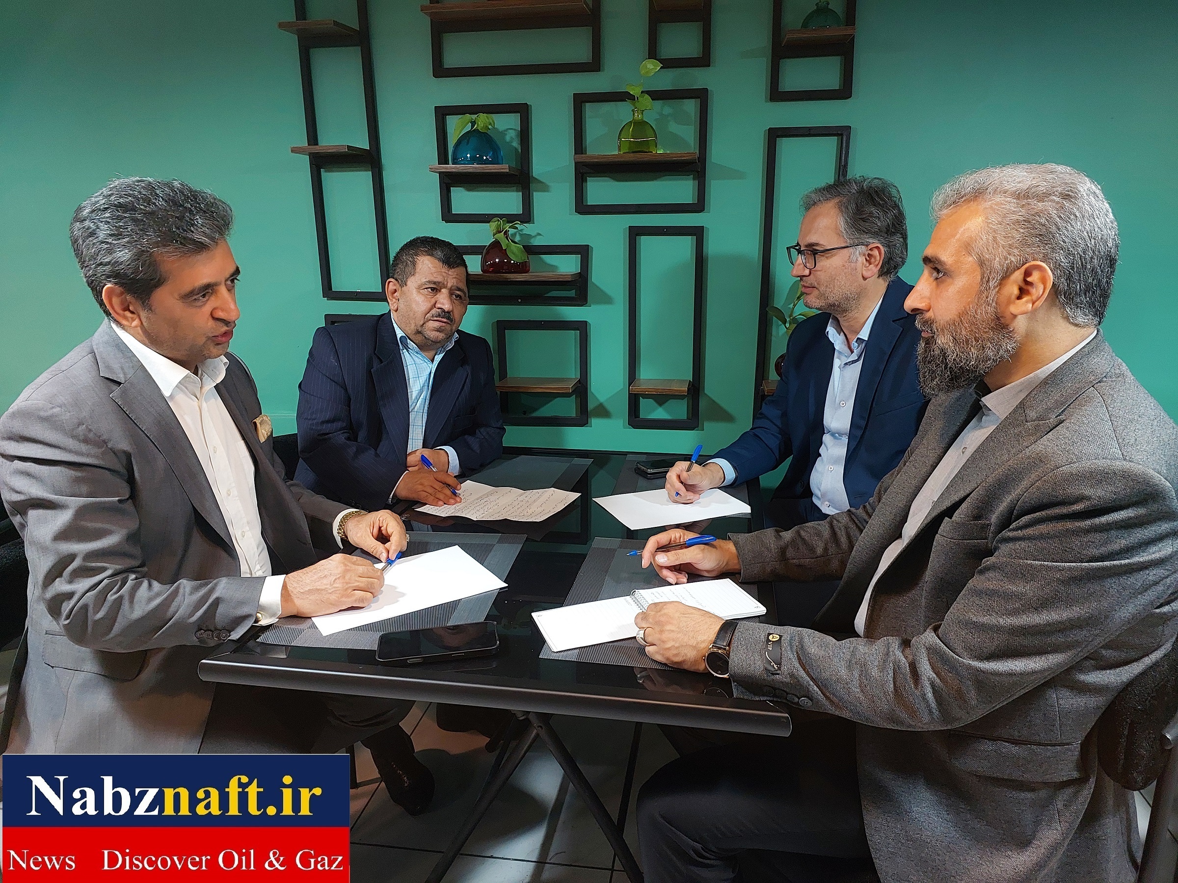 انجمن اقوام و بنیاد هنرمندان تفاهمنامه همکاری امضا می‌کنند