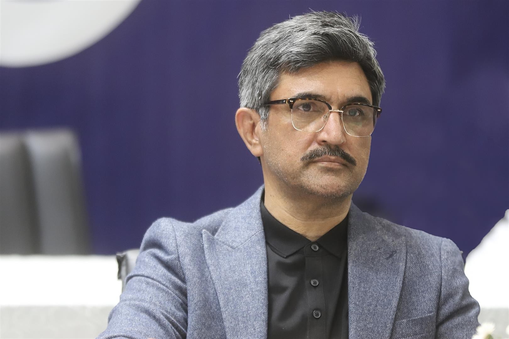 رفع مسدودی کارت بازرگانی بیش از 40 واحد تولیدی صادرات‌محور در مناطق آزاد و ویژه اقتصادی