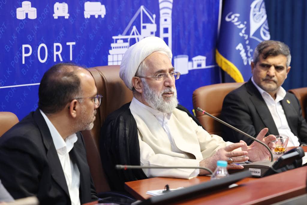 تأکید بر تسریع در خروج کالا و حمایت از فعالان اقتصادی