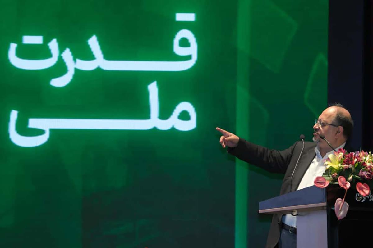 شریعتمداری از جابجایی رکوردها توسط «پتروشیمی خلیج‌فارس» خبر داد؛افزایش ۶۳ درصدی سود خالص و رشد ۴۲ درصدی درآمدهای عملیاتی