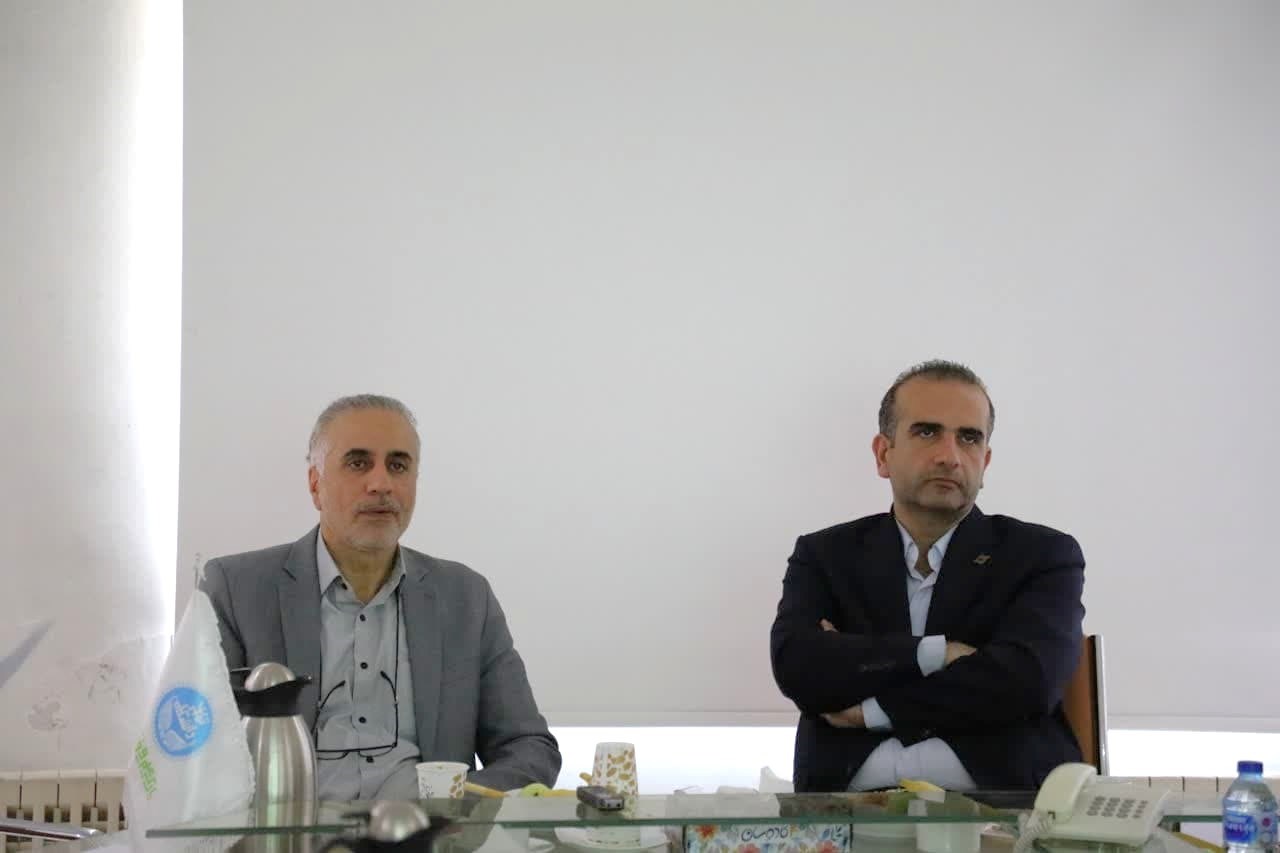 دیدار مدیرعامل منطقه آزاد انزلی با رئیس پارك علم‌وفناوری دانشگاه تهران