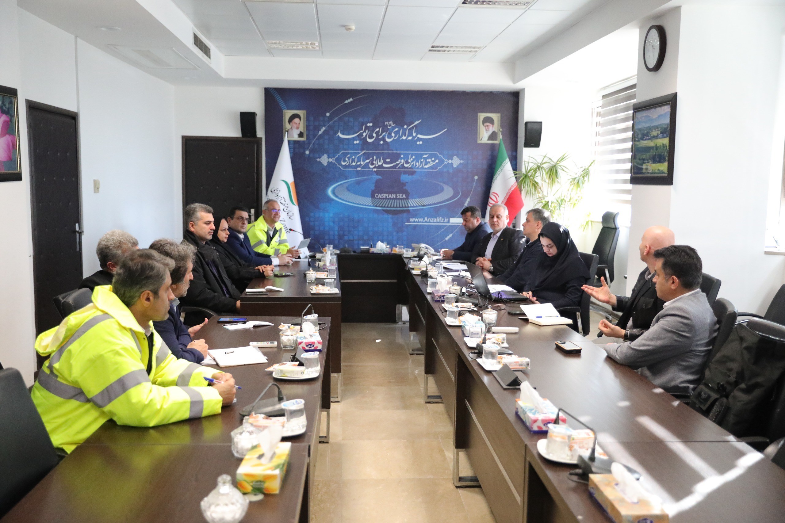 جلسه ستاد مدیریت بحران منطقه آزاد انزلی برگزار شد